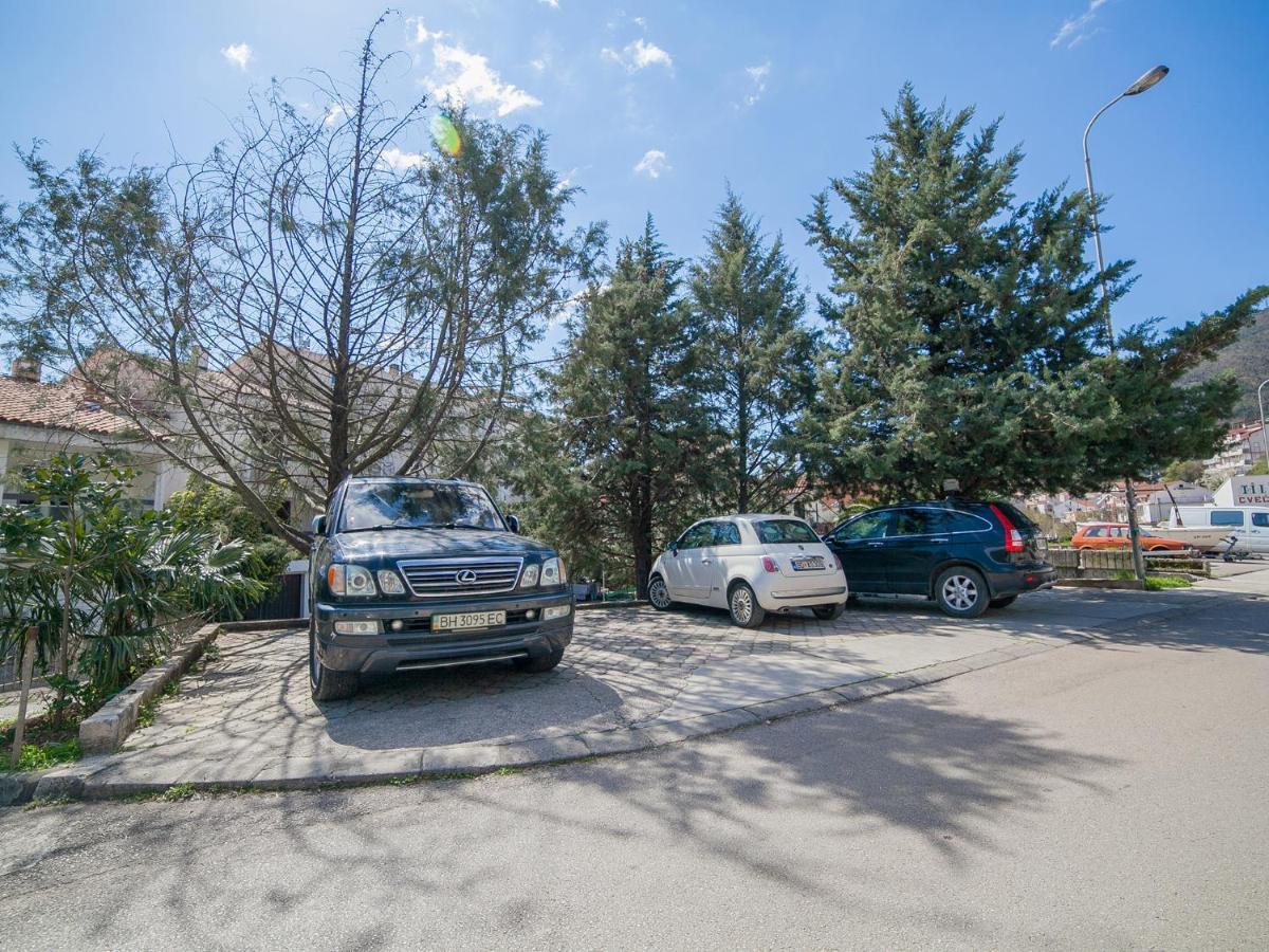 Apartments Krapina Lux Будва Екстер'єр фото
