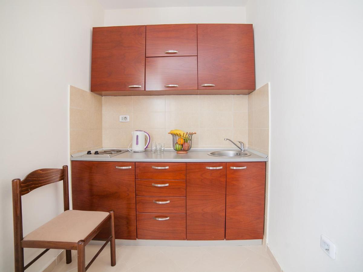 Apartments Krapina Lux Будва Екстер'єр фото