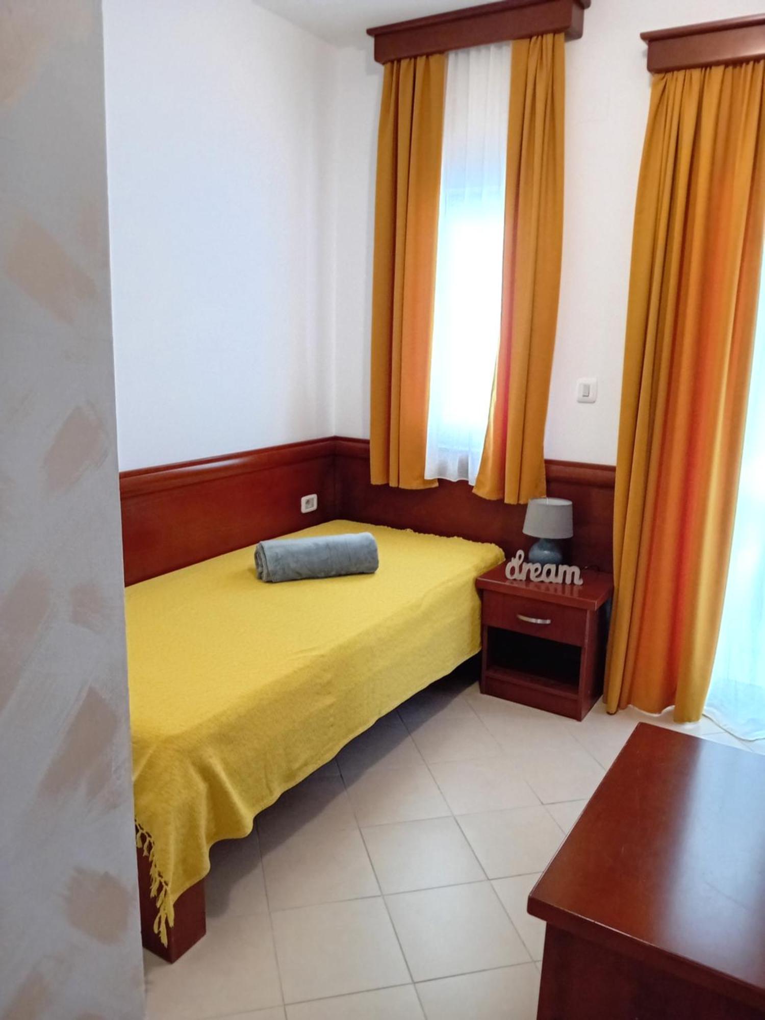 Apartments Krapina Lux Будва Екстер'єр фото