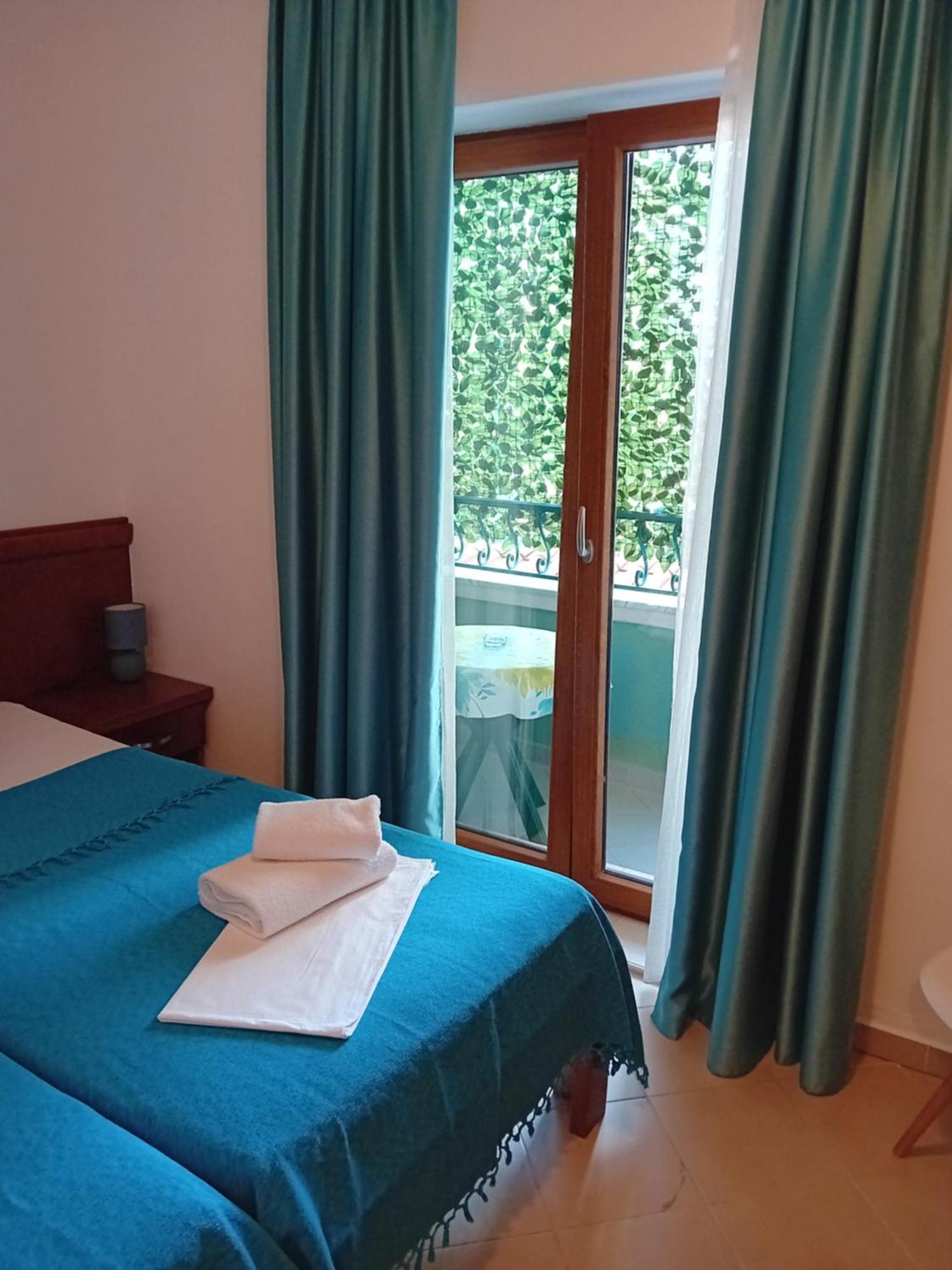 Apartments Krapina Lux Будва Екстер'єр фото