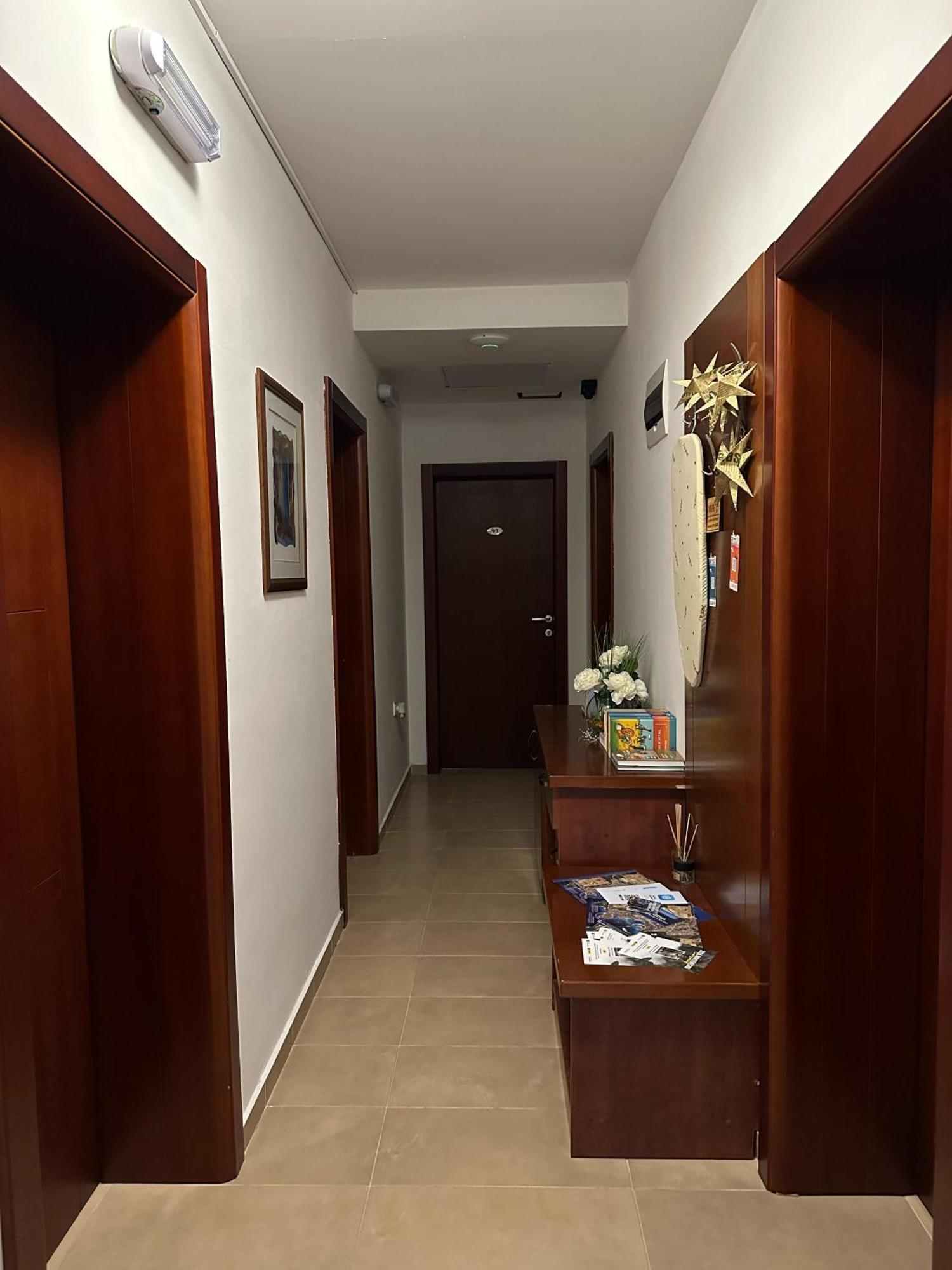 Apartments Krapina Lux Будва Екстер'єр фото